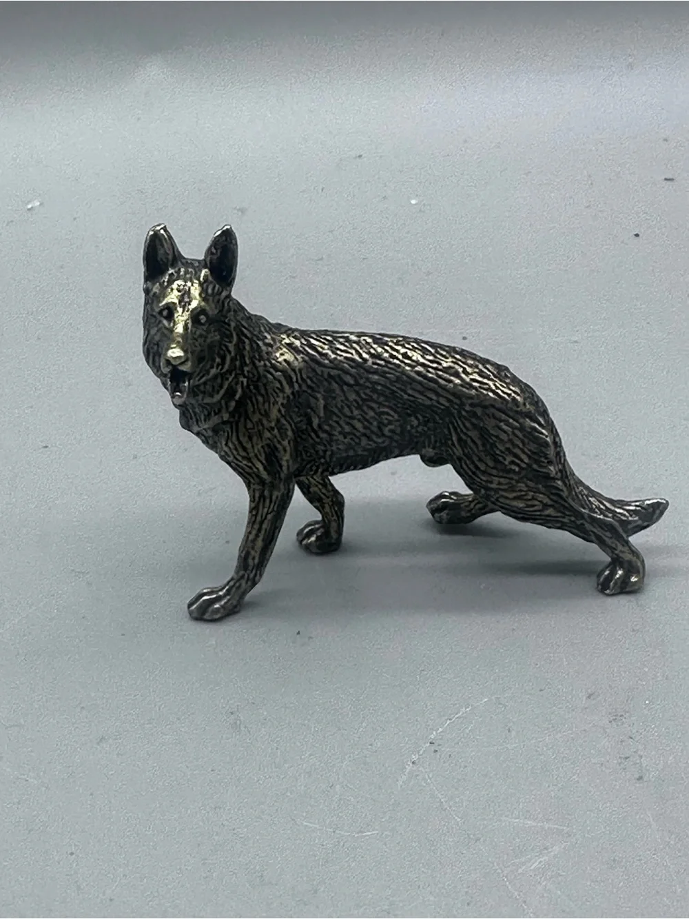 Brass German Shepherd Dog Figurine Toy - Classic Pet Décor